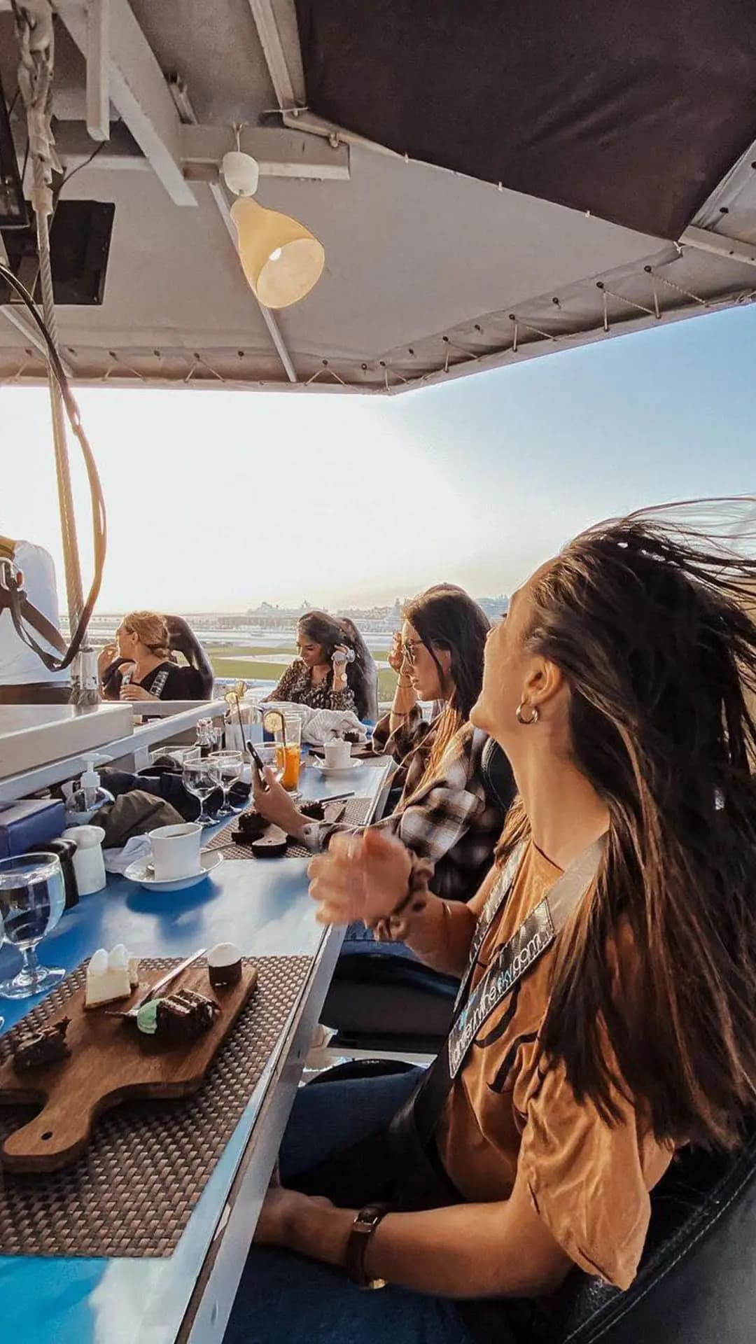Dinner In The Sky — photo 2 of 4