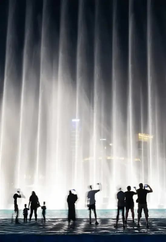 Dubai Fountain Walk Bridge — photo 5 of 7