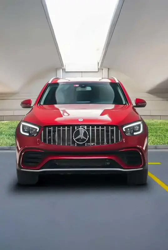 Mercedes Benz — photo 1 of 5
