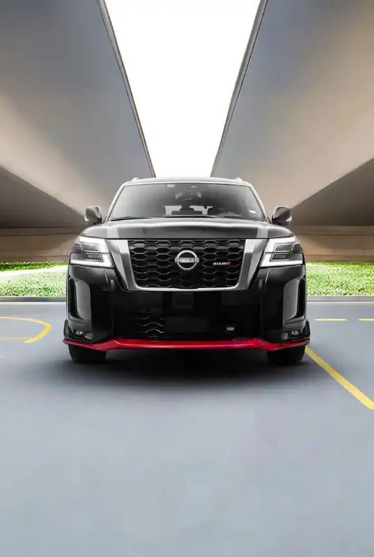 Nissan — photo 4 of 5