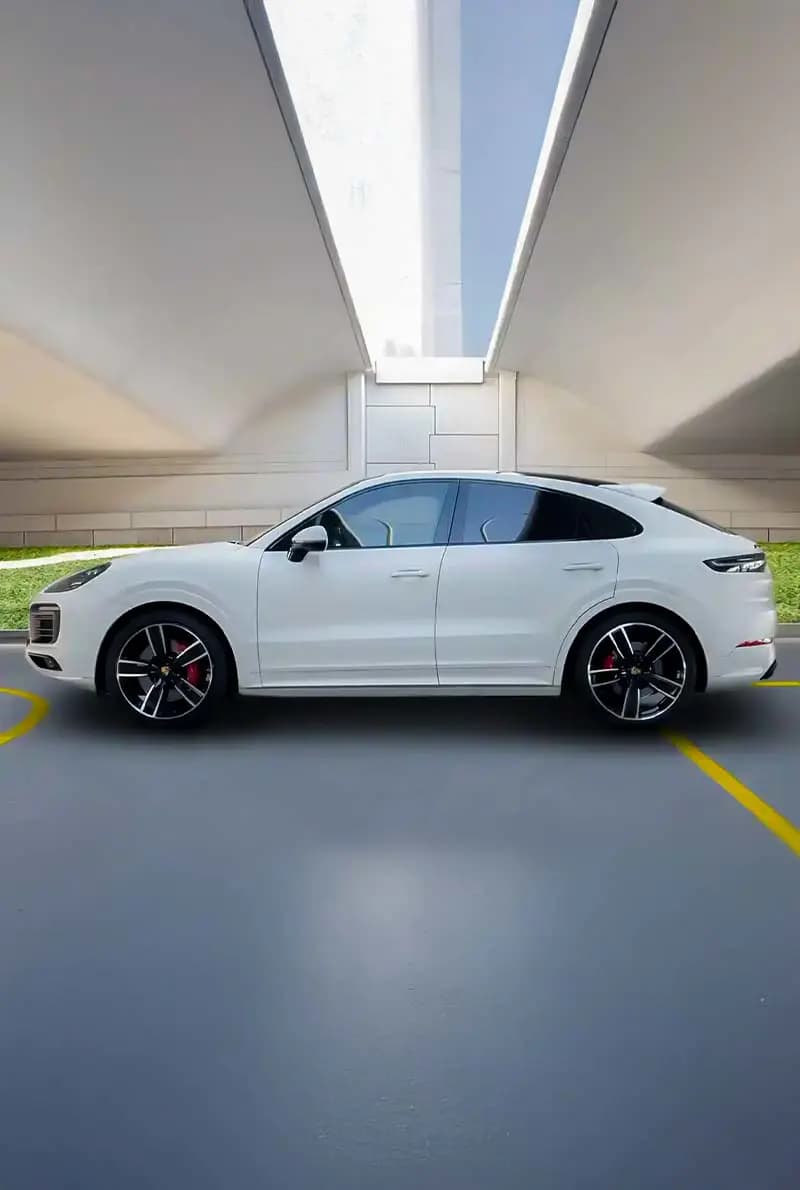 Porsche — photo 3 of 4