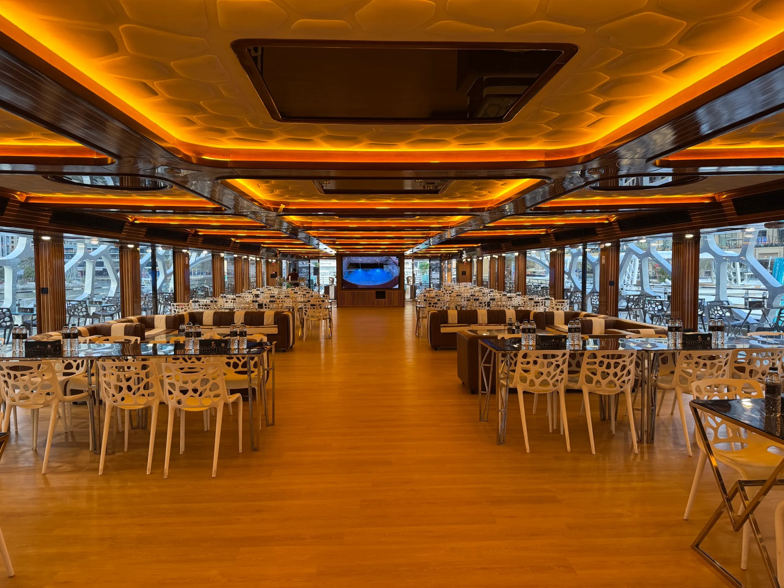 Lotus Mega Yacht Dinner Cruise — photo 4 of 17
