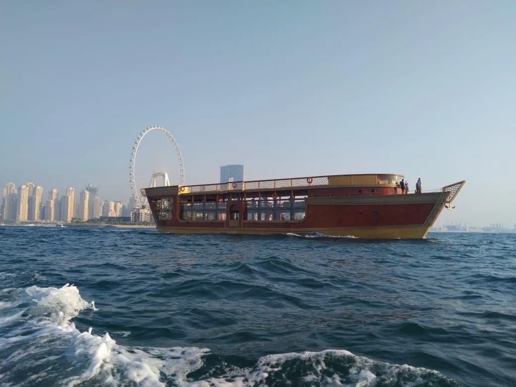 Ocean Empress Dinner Cruise — photo 11 of 14