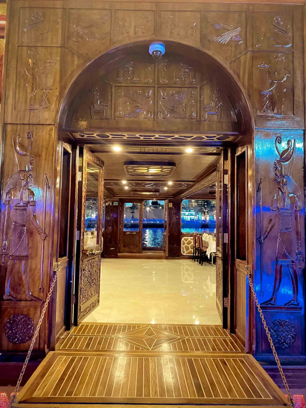 Ocean Empress Dinner Cruise — photo 7 of 14