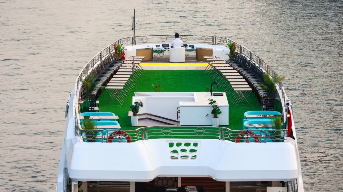 Rose Royale Dinner Cruise — photo 7 of 12