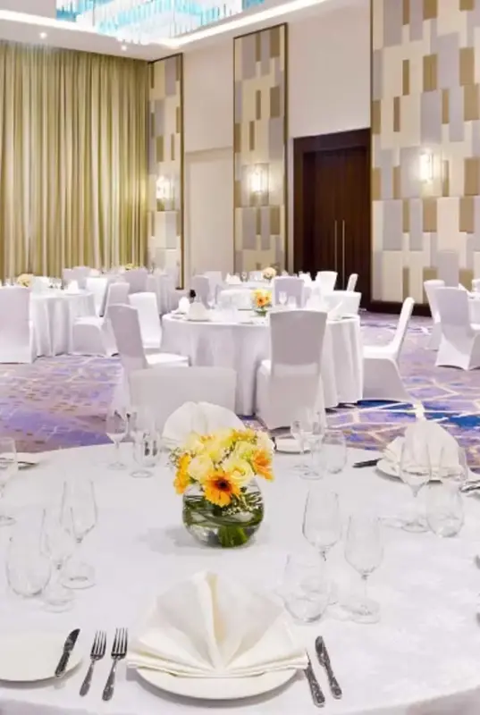 Holiday Inn Al Maktoum — photo 4 of 5