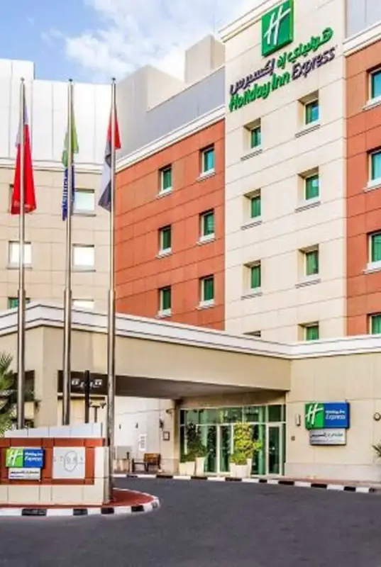 Holiday Inn Express Int City — photo 3 of 5