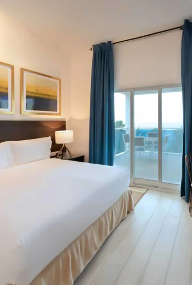 Radisson Blu Fujairah — photo 1 of 7