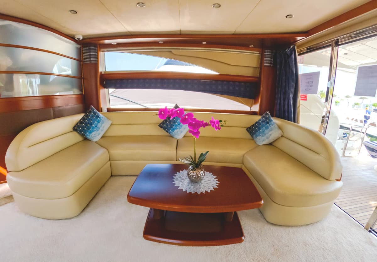 Amotea Luxury Yacht Charter — photo 2 of 7