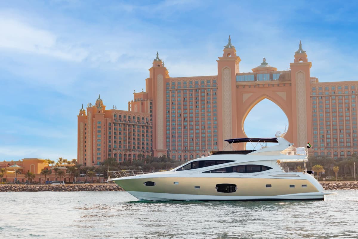 Astra Luxury Yacht Charter — photo 2 of 8