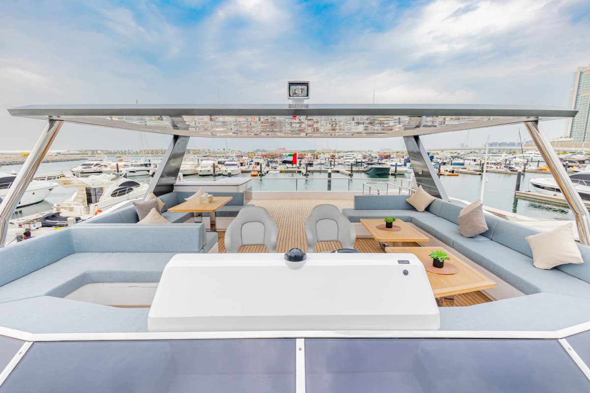Infinity Luxury Yacht Charter — photo 11 of 18