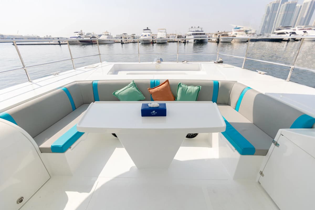 Jump Party Yacht Charter — photo 5 of 12