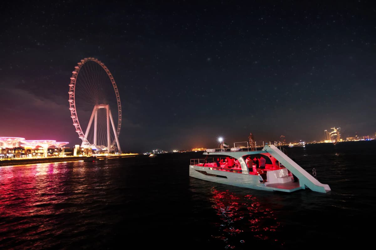 Jump Party Yacht Charter — photo 7 of 12