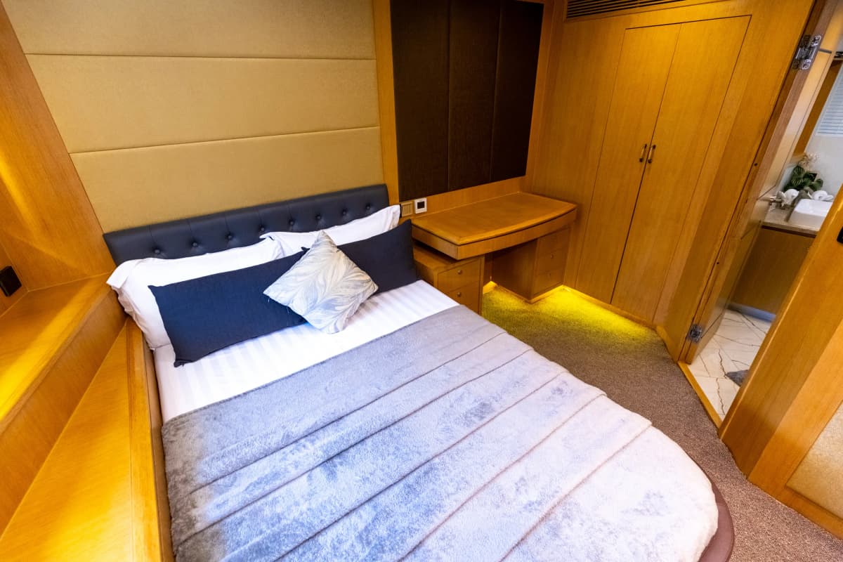 Kona Luxury Yacht Charter — photo 6 of 12