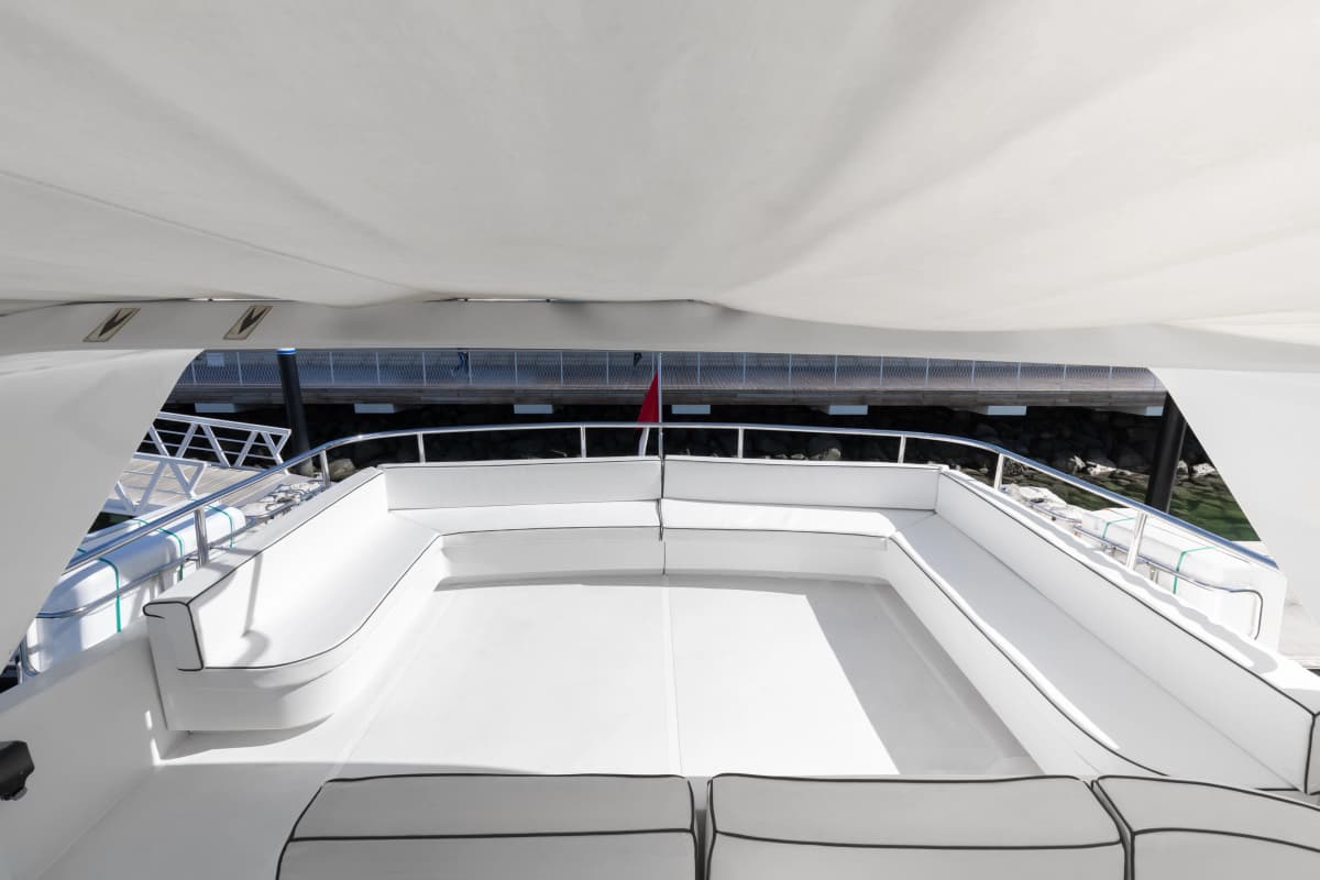 San Lorenzo Luxury Yacht Charter — photo 11 of 11