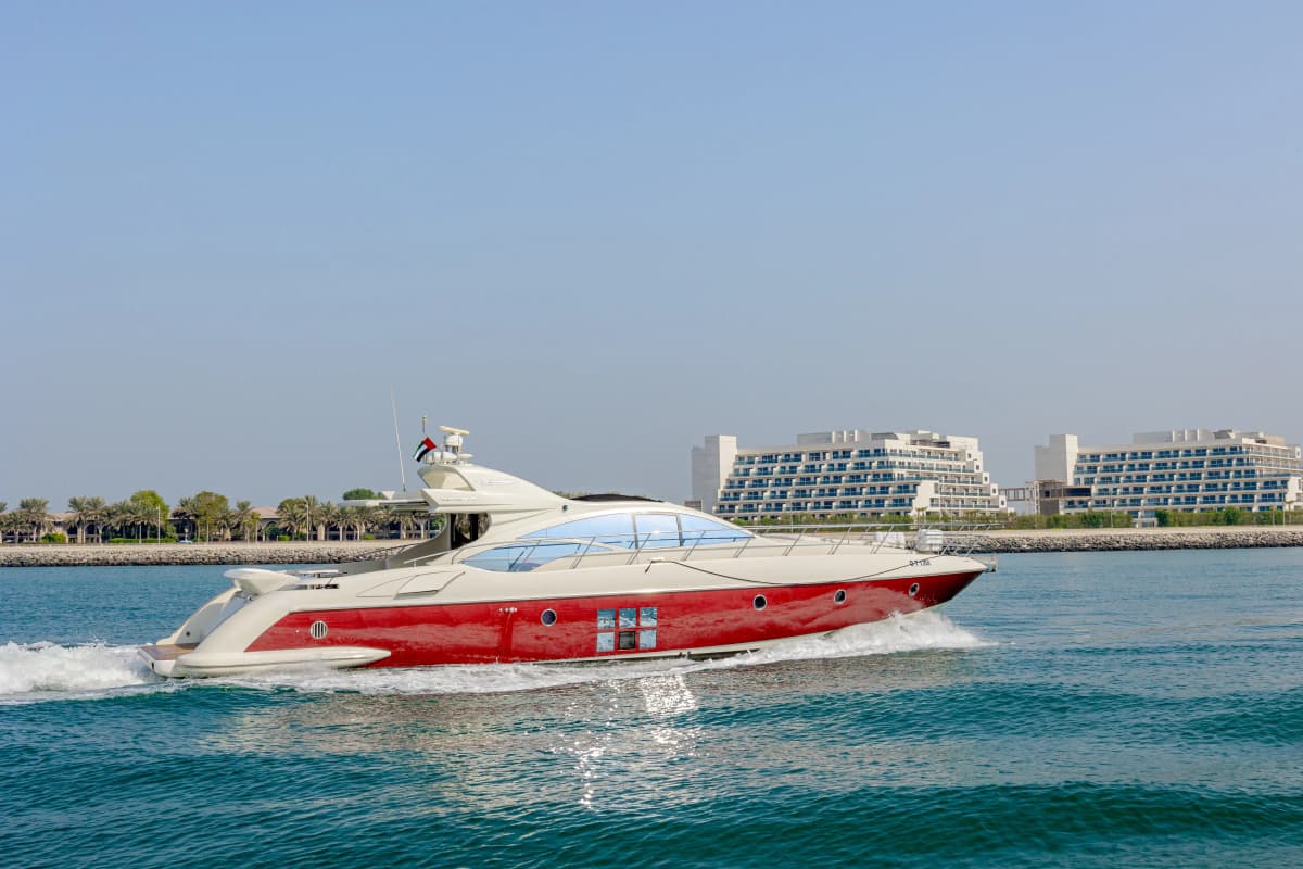 Sura Luxury Yacht Charter — photo 1 of 4