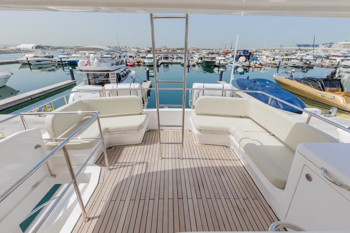 Taka Luxury Yacht Charter — photo 12 of 12