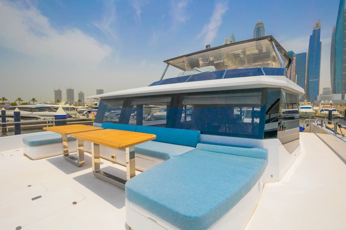 Volare Luxury Yacht Charter — photo 11 of 15