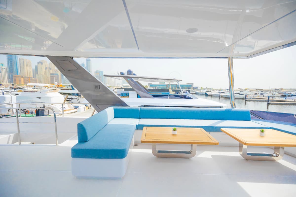 Volare Luxury Yacht Charter — photo 12 of 15