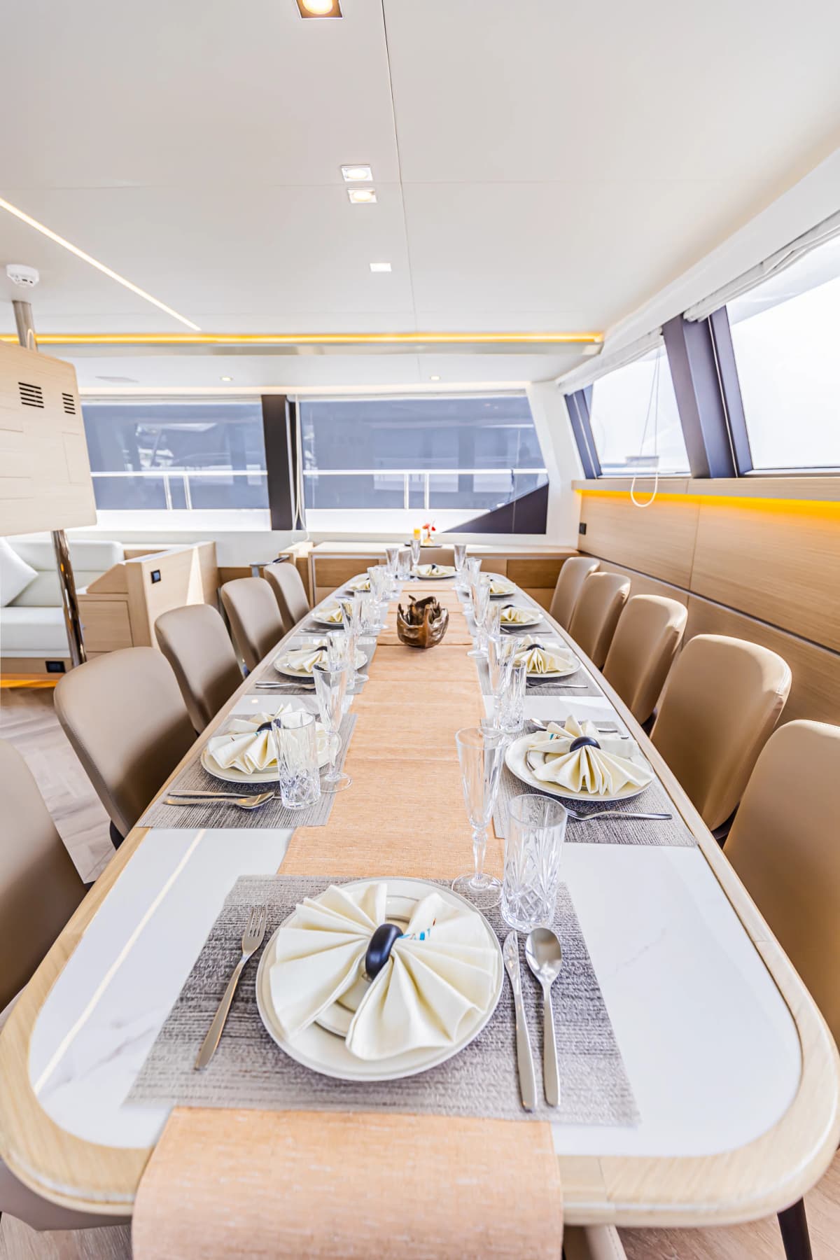 Volare Luxury Yacht Charter — photo 13 of 15
