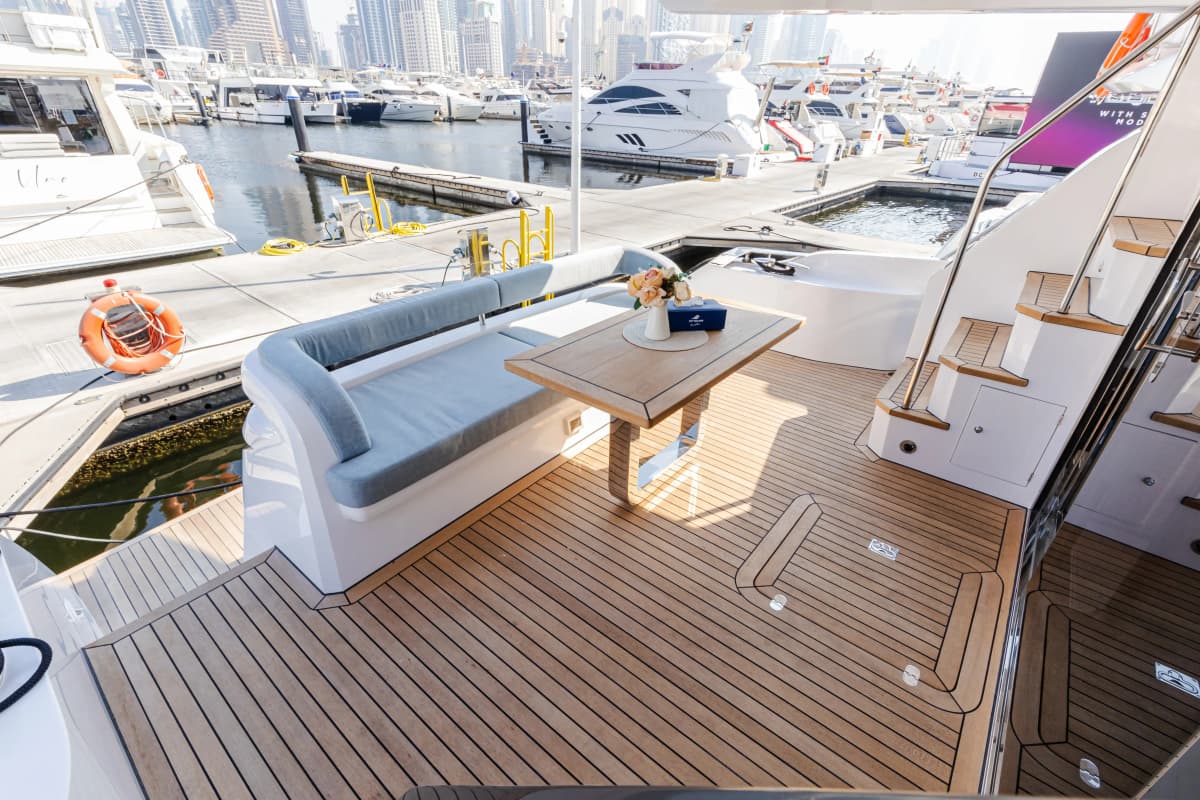 X-53 Sport Yacht Charter — photo 9 of 12