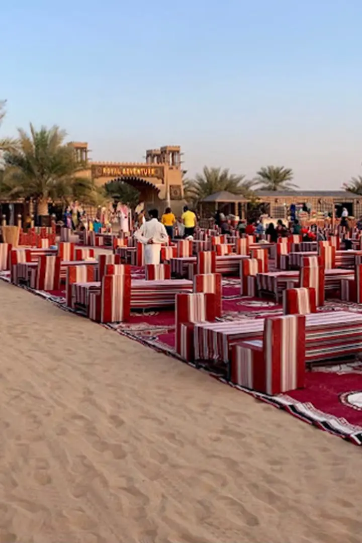Royal Desert Safari in 4x4 Car & Live BBQ Dinner — photo 3 of 4