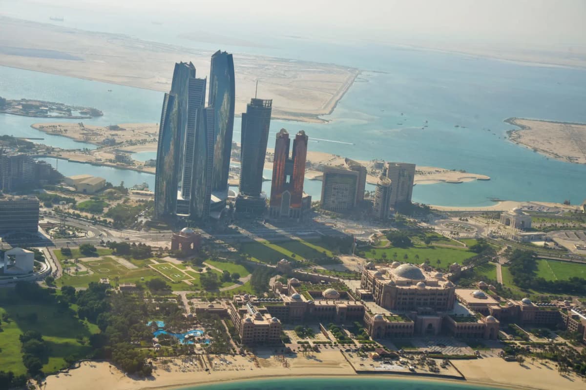Abu Dhabi Helicopter Tour — photo 8 of 11