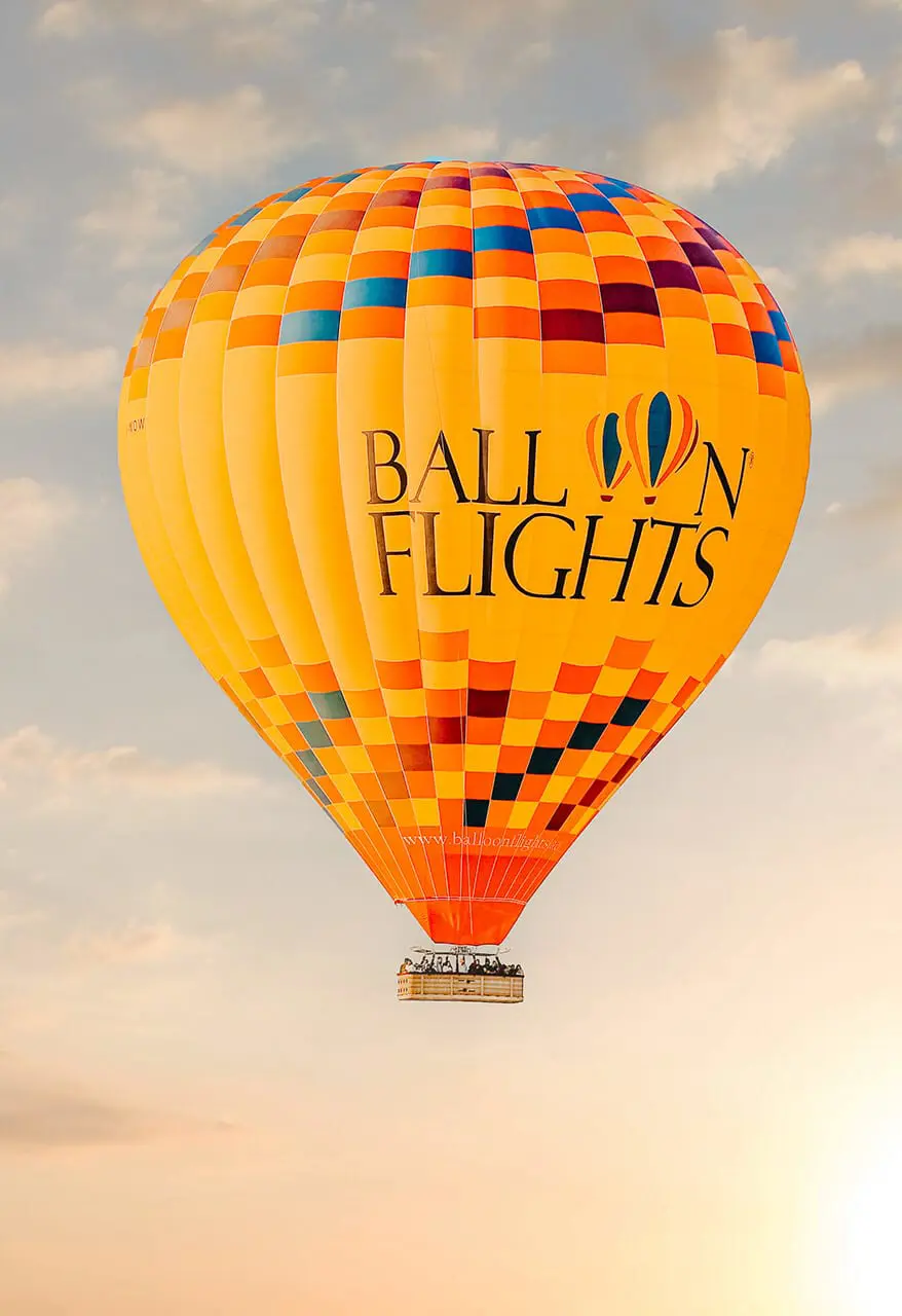 Hot Air Balloon Flights Dubai in Dubai — book with Flyout Tours