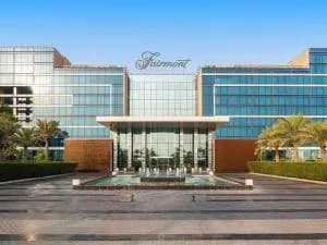 Fairmont Bab Al Bahr in Khor Al Maqta, Abu Dhabi — book with Flyout Tours