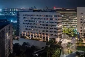 Staybridge Suites Abu Dhabi Yas Island in Yas Island, Abu Dhabi — book with Flyout Tours