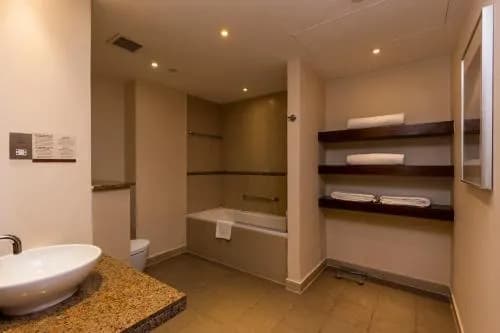 Staybridge Suites Abu Dhabi Yas Island — photo 4 of 14