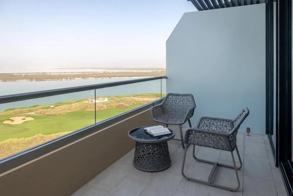 Centro Yas Island by Rotana — photo 8 of 14