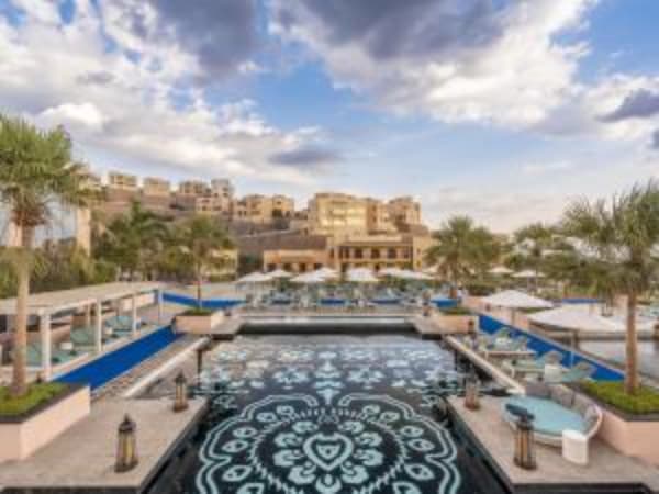 Fairmont Fujairah Beach Resort — photo 1 of 14
