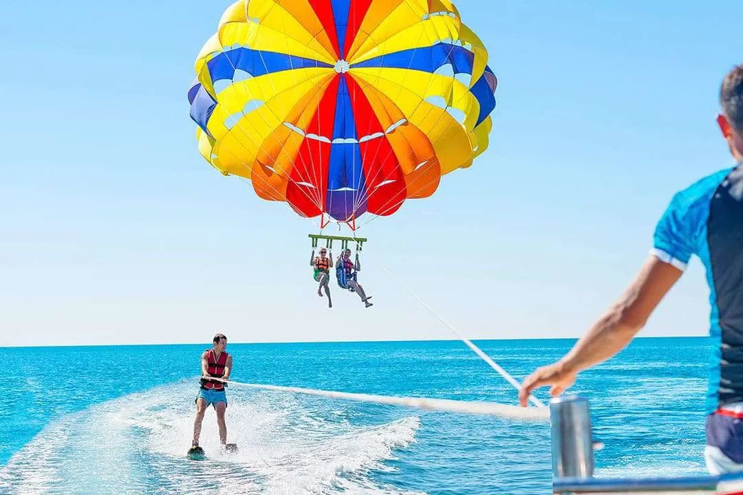 Parasailing Adventure — photo 1 of 6