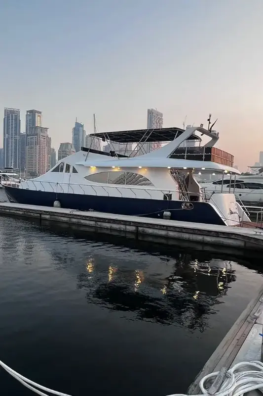 Aurora Sky 80ft Yacht — book with Flyout Tours