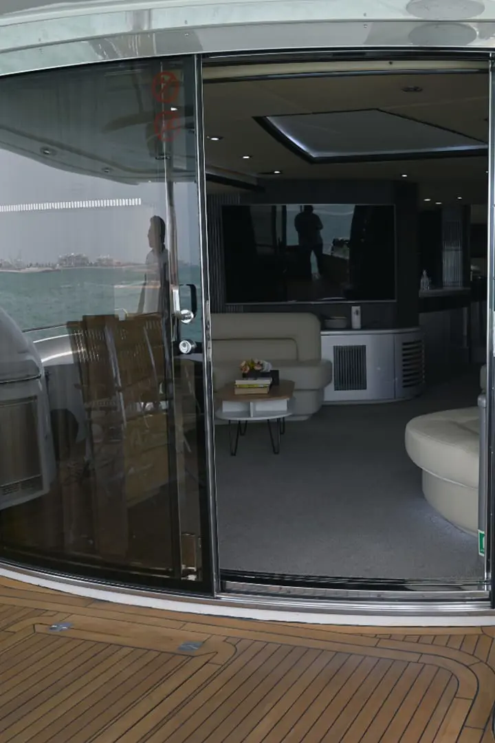 Royal Star Yacht 90ft — photo 3 of 8