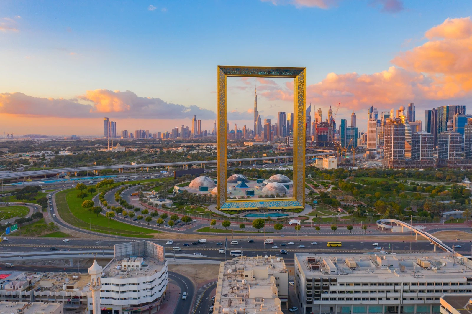 Dubai attractions showing Dubai Frame, Al Fahidi Historical District, Gold Souk and Museum of the Future