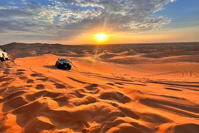 types of Dubai desert safari including morning and evening options