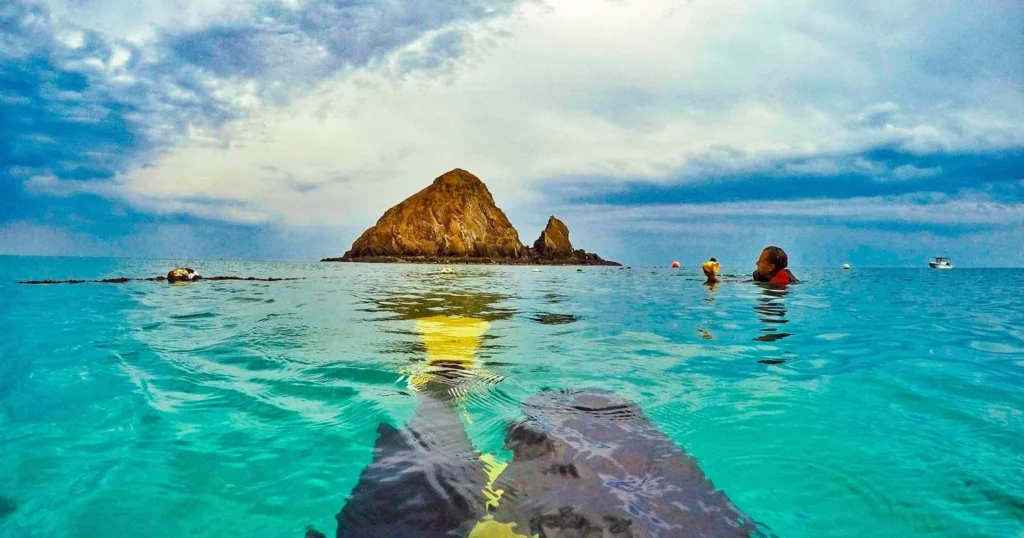 Fujairah beach day trip Indian Ocean rocky coastline and clear water